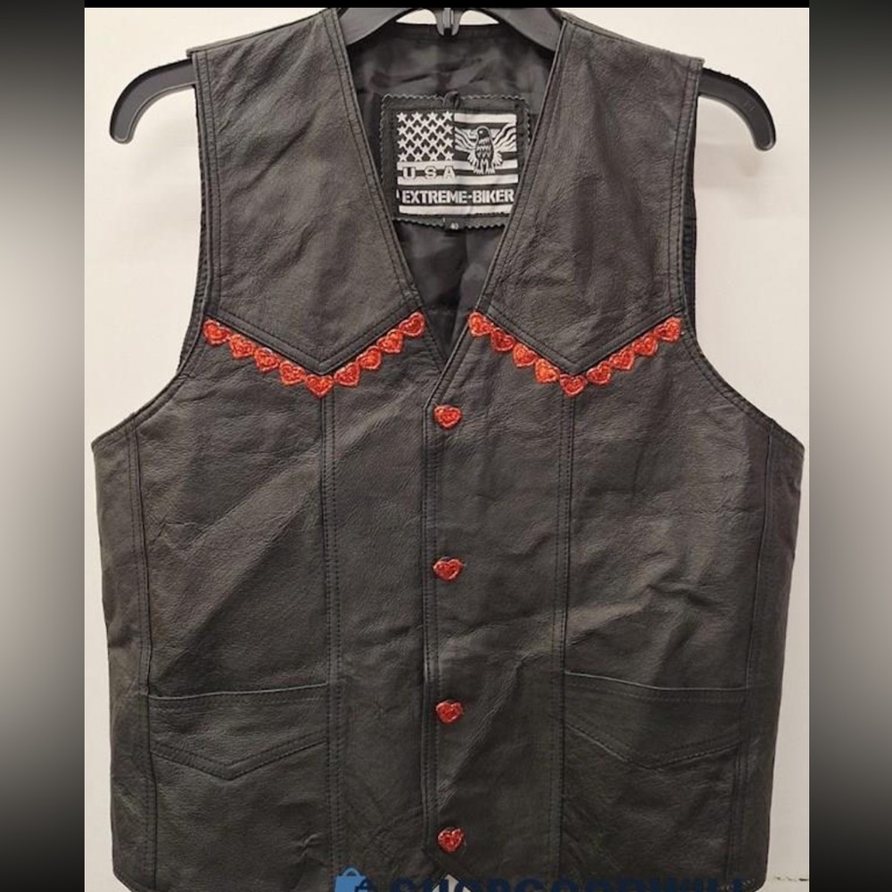 USA Extreme Biker Sequin Heart Light Weight Leather Vest.  sx L